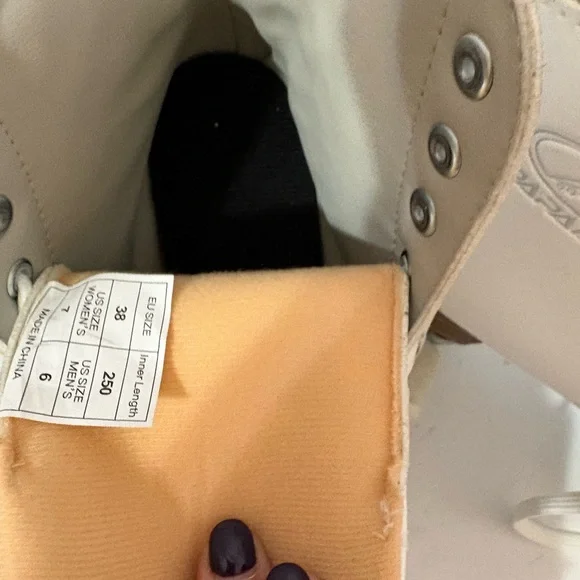 Papaison Professional Quad Roller Skates, which are for indoor and outdoor use - Picture 7 of 10